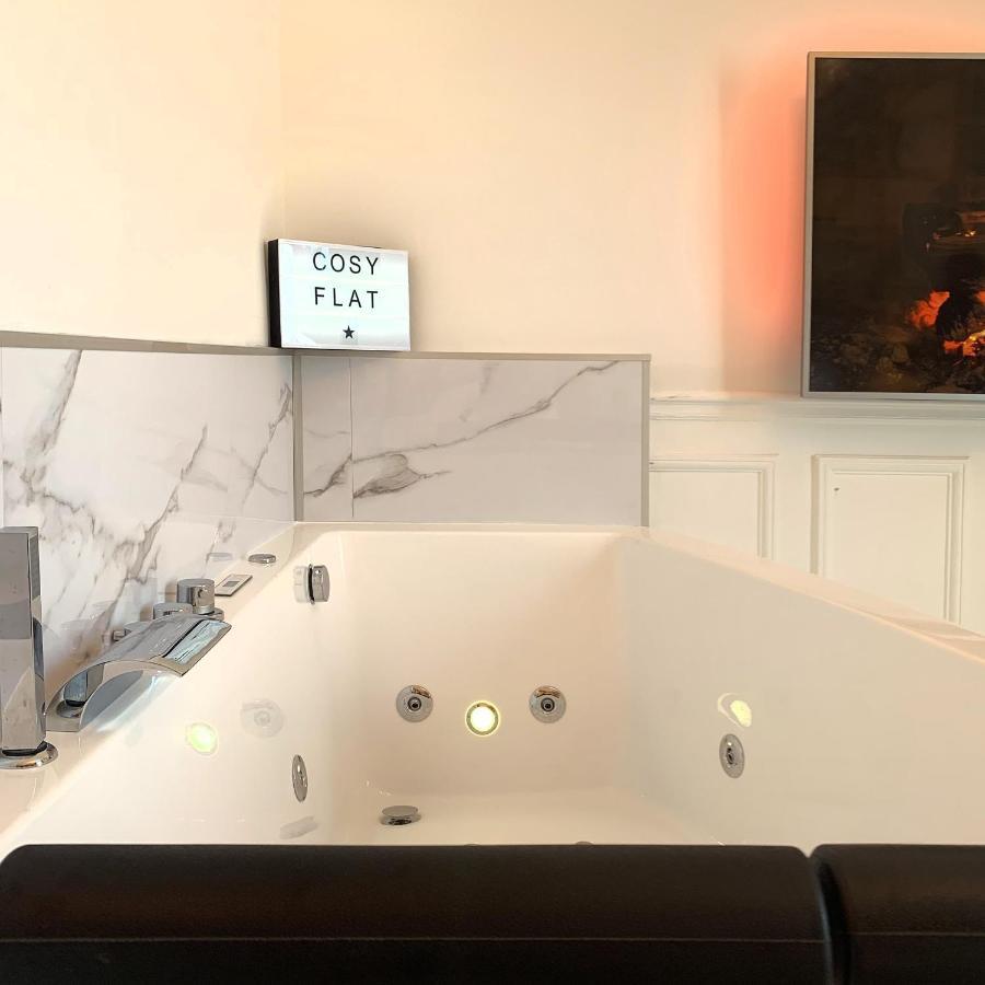 La Marquise - Cosy Flat - Jacuzzi - Senlis Apartment Senlis  Exterior photo